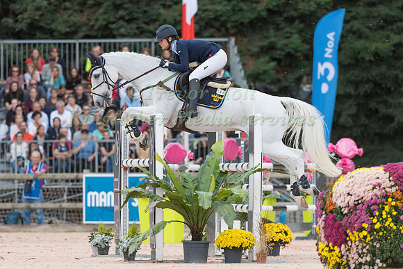 SOFIA  SJOBORG AND DHI MIGHTY DWIGHT