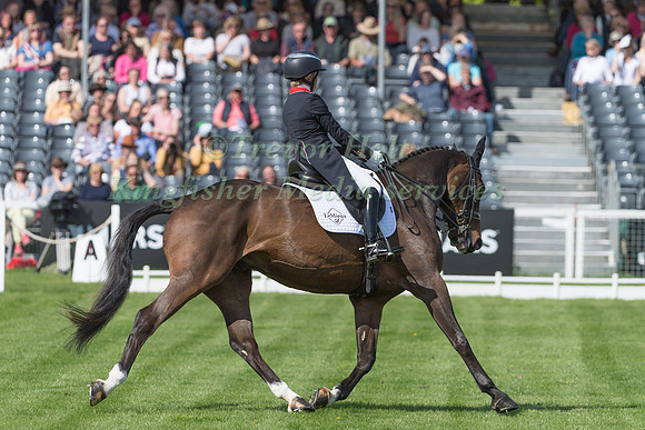 Rosalind Canter (GBR) and Allstar B
