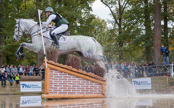 Nicky RONCORONI (GBR) AND STONEDGE