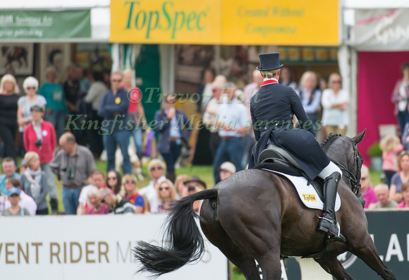 Nicola Wilson (GBR) riding Annie Clover