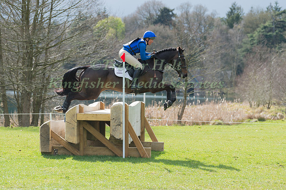 EMILIE CHANDLER  RIDING  VIVIENNE DU CAREL