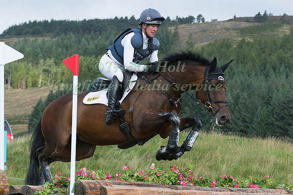 NICOLA WILSON (GBR) AND ELITE JAGUAR