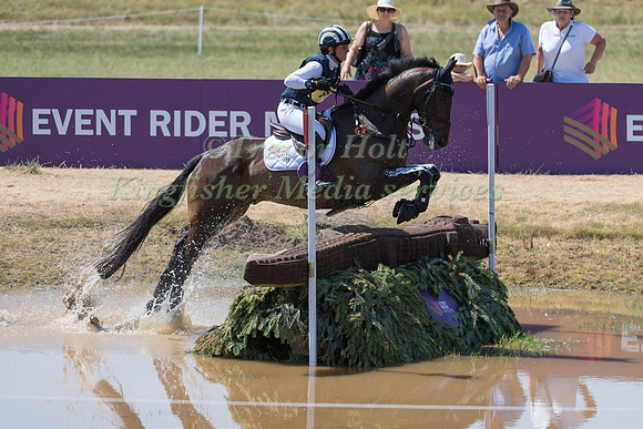 CAROLINE POWELL (NZL) AND ON THE BRASH