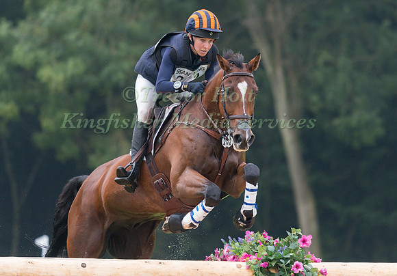 ELISABETH HALLIDAY-SHARP (USA) RIDING DENIRO Z