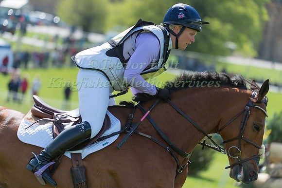 Gemma Tattersall (GBR) riding Santiago Bay
