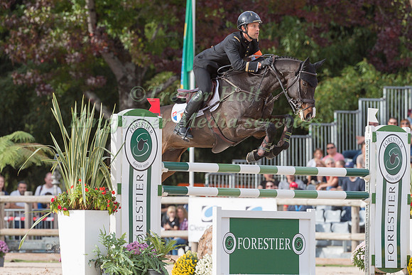 ARNAUD BOITEAU (FRA) AND QUORIANO 'ENE HN'