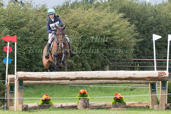 SELINA MILNES RIDING  VIVENDI TIME
