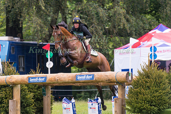 HELEN WITCHELL (GBR) AND IRMANI D09