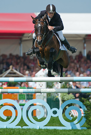 Sam Griffiths & Happy Times