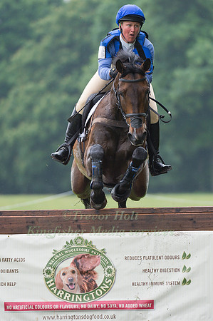 Emilie Chandler (GBR) riding Coopers Law
