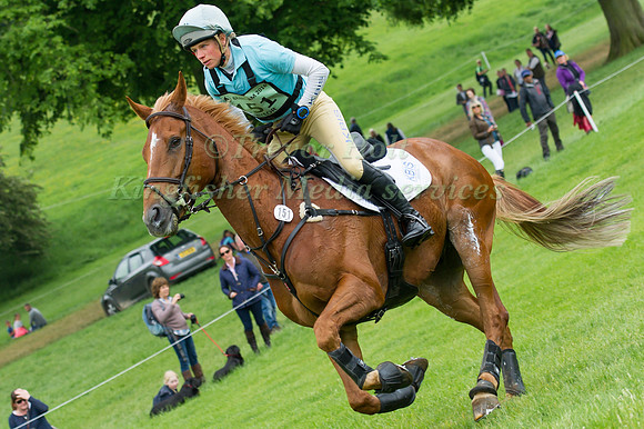 Izzy Taylor (GBR) riding Briarlands Birdsong