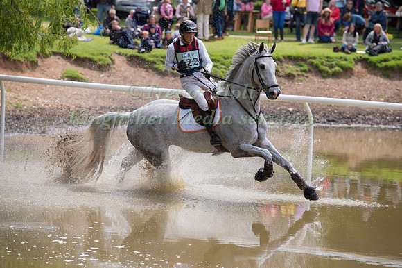 Tim  Lips (NED)  riding Bayro