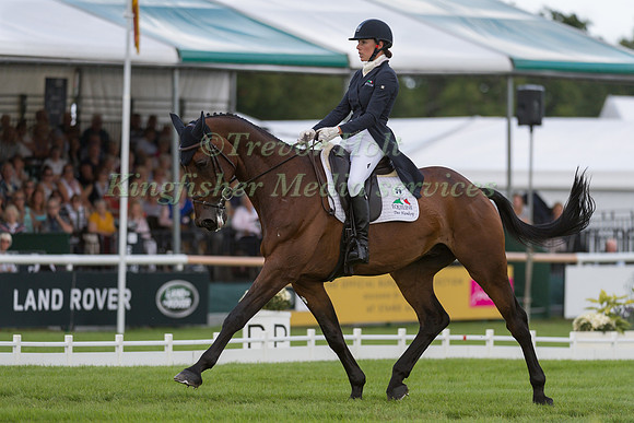 Dee Hankey (GBR) and Chequers Playboy