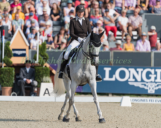 Eliska Opravilova (CZE)  and Dunkas A