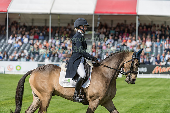 Sarah Way (GBR) and Dassett Cooley Dun