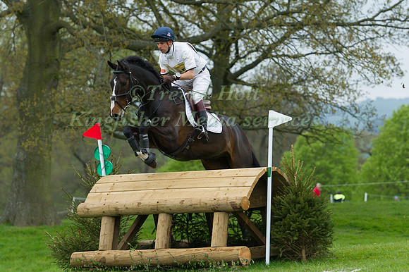 HARRY MEADE  RIDING  MONBEG MEDLAR COMPETING IN THE CROSS COUNTRY PHASE OF THE  CIC ONE STAR COMPETITION AT THE  2017 DODSON AND HORRELL CHATSWORTH INTERNATIONAL HORSE TRIAL.