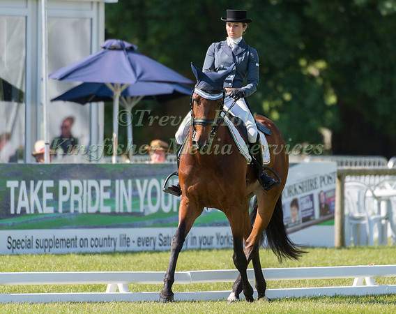 Arianna Schivo (ITA) riding Quefira De L' Ormeau