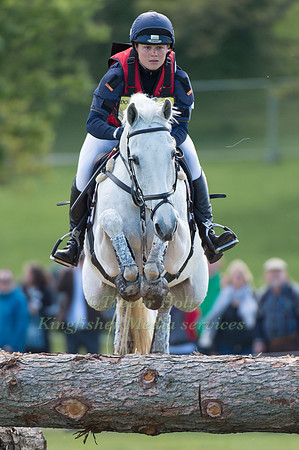 Sophie Brown (GBR) riding Wil