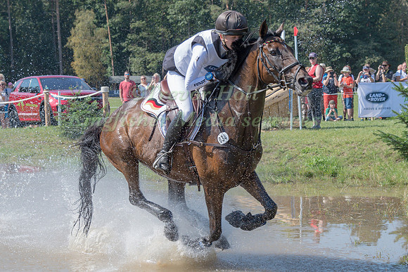 Anna Siemer (GER) and FRH Butt's Avondale