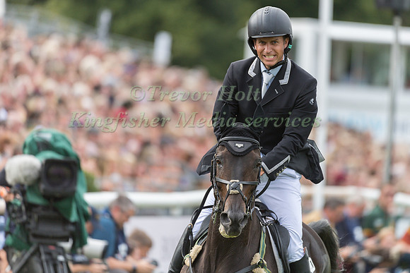Tom Crisp (GBR) and Liberty and Glory