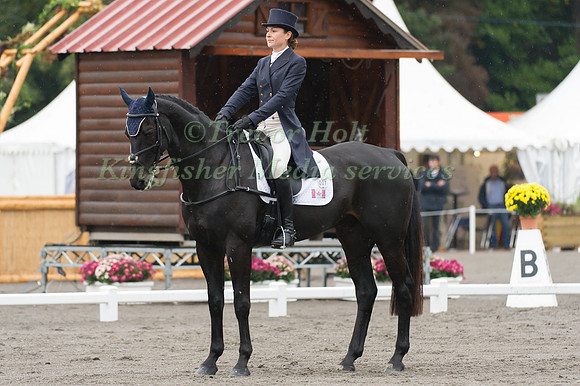 Kathryn Robinson and Let It Bee