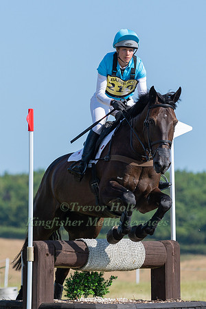 IZZY TAYLOR (GBR) AND NEWMARKET GLIDER