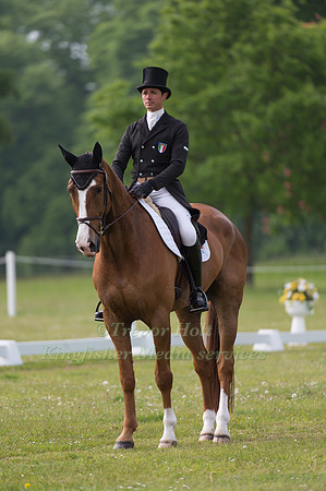 Alberto  Giugni (ITA) riding  Mollington II