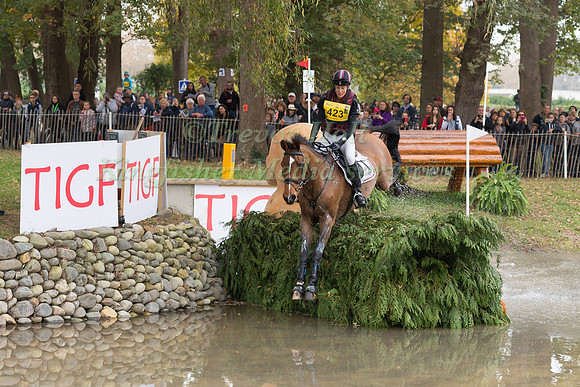 SARAH BULLIMORE   (GBR) AND VALENTINO V