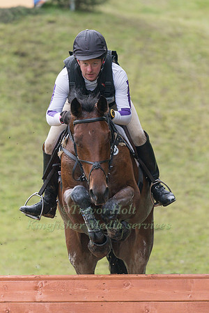 GEORGE HILTON-JONES (GBR) RIDING EFRAIM
