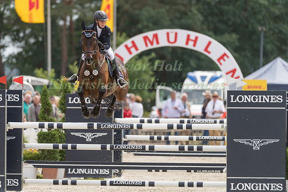 JOSEFA SOMMER (GER) AND HAMILTON