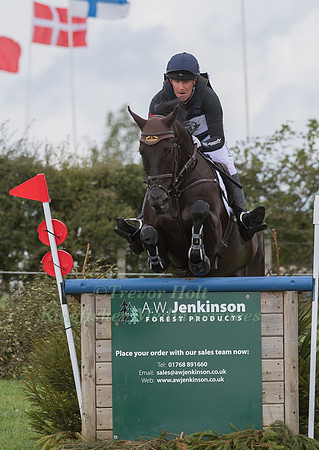 OLIVER TOWNEND RIDING  TREGILDER