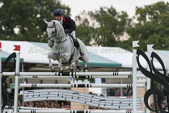 Harry Meade (GBR) and Away Cruising