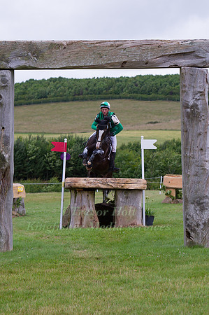 Alexander Whewall (GBR) riding W. Iridium