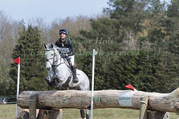 TOM JACKSON RIDING CAPELS HOLLOW DRIFT