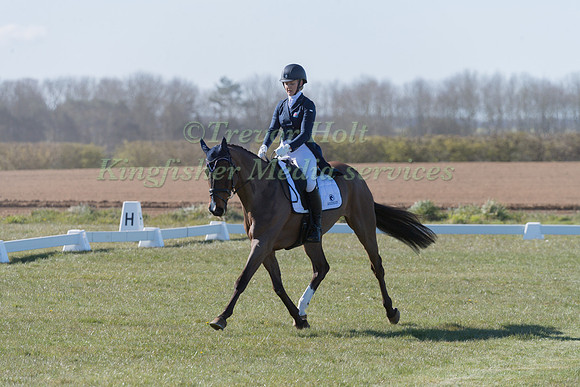 YASMIN INGHAM RIDING NIGHT LINE