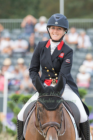 LAURA COLLETT (GBR) AND LONDON 52