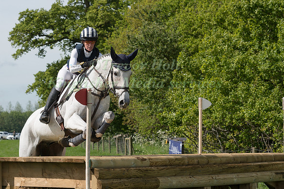 CAROLINE  POWELL (NZL) RIDING UP UP AND AWAY COMPETING IN THE CROSS COUNTRY PHASE OF THE  INTERMEDIATE  COMPETITION AT THE  2017 ROCKINGHAM CASTLE INTERNATIONAL HORSE TRIAL.