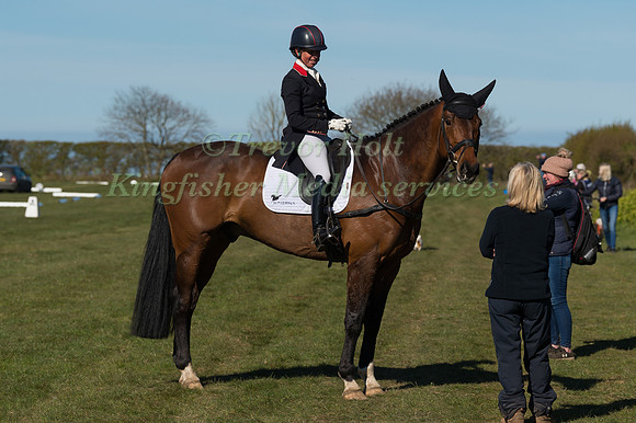 ROSALIND CANTER RIDING REHY ROYAL DIAMOND