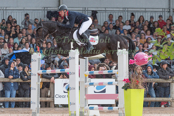 OLIVER TOWNEND AND RIDIRE DORCHA