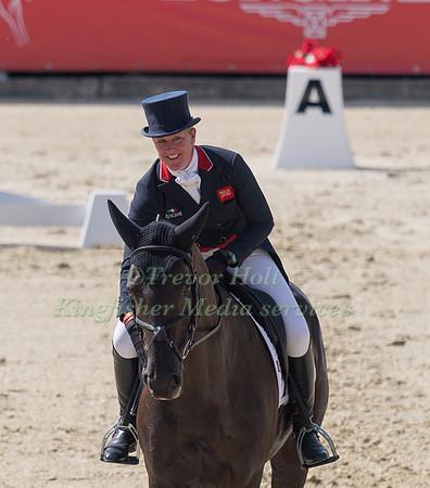 NICOLA WILSON (GBR) AND BULANA