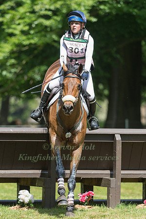 HEIDI COY (GBR) AND CARRIGSEAN TIGERSEYE
