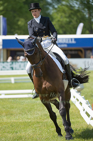 Katherine Coleman (USA) riding Courage Under Fire