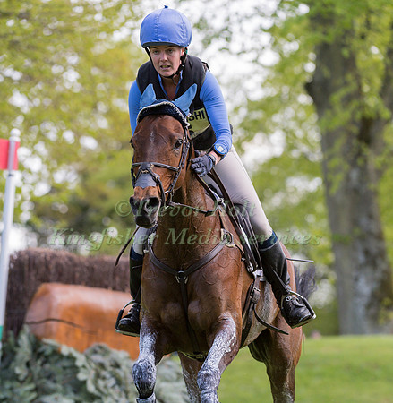 Virginia Thompson (NZL) and  Star Nouveau