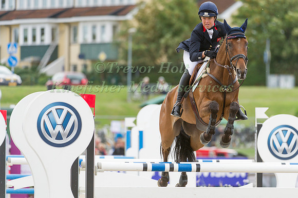 Pippa Funnelll and Mirage D'Elle