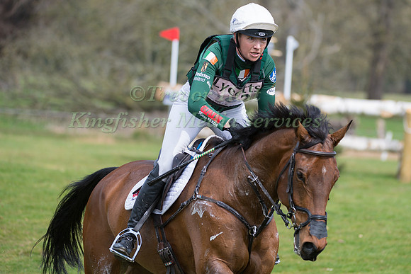 AOIFE  CLARK RIDING FERNHILL ADVENTURE-3