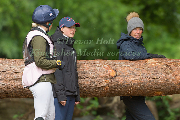 CAROLINE MOORE WALKING THE XC COURSE WITH CHARLOTTE AGNEW AND HE