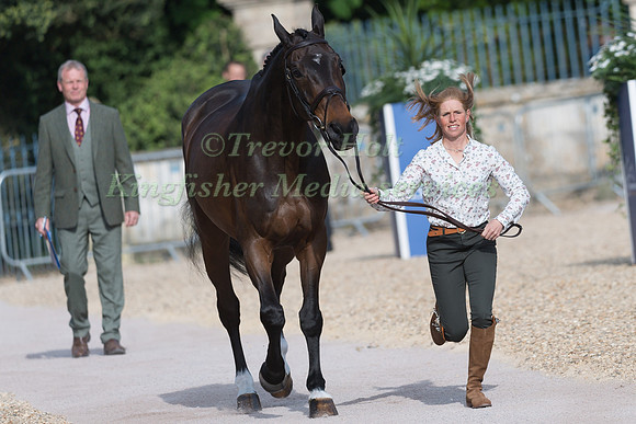 Rosalind Canter (GBR) and Allstar B