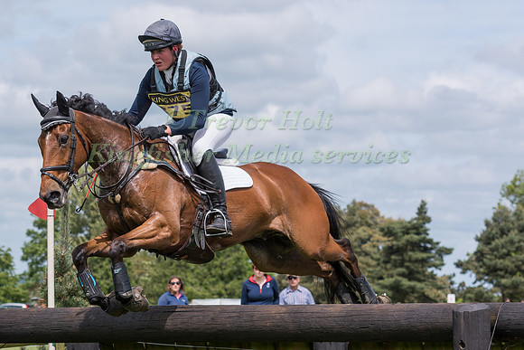 SARAH HEDGES  RIDING ANIMAGUS COMPETING IN THE CROSS COUNTRY PHASE OF THE  INTERMEDIATE SS COUNTRY PHASE OF THE  INTERMEDIATE  COMPETITION AT THE  2017 ROCKINGHAM CASTLE INTERNATIONAL HORSE TRIAL.