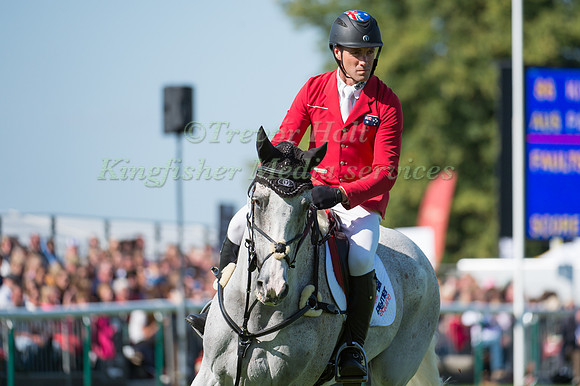 Paul Tapner (AUS) and  Kilronan