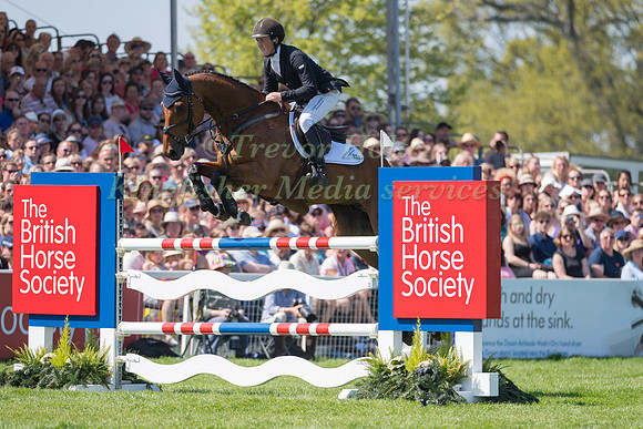 TOM MCEWEN (GBR) RIDING  TOLEDO DE KERSER